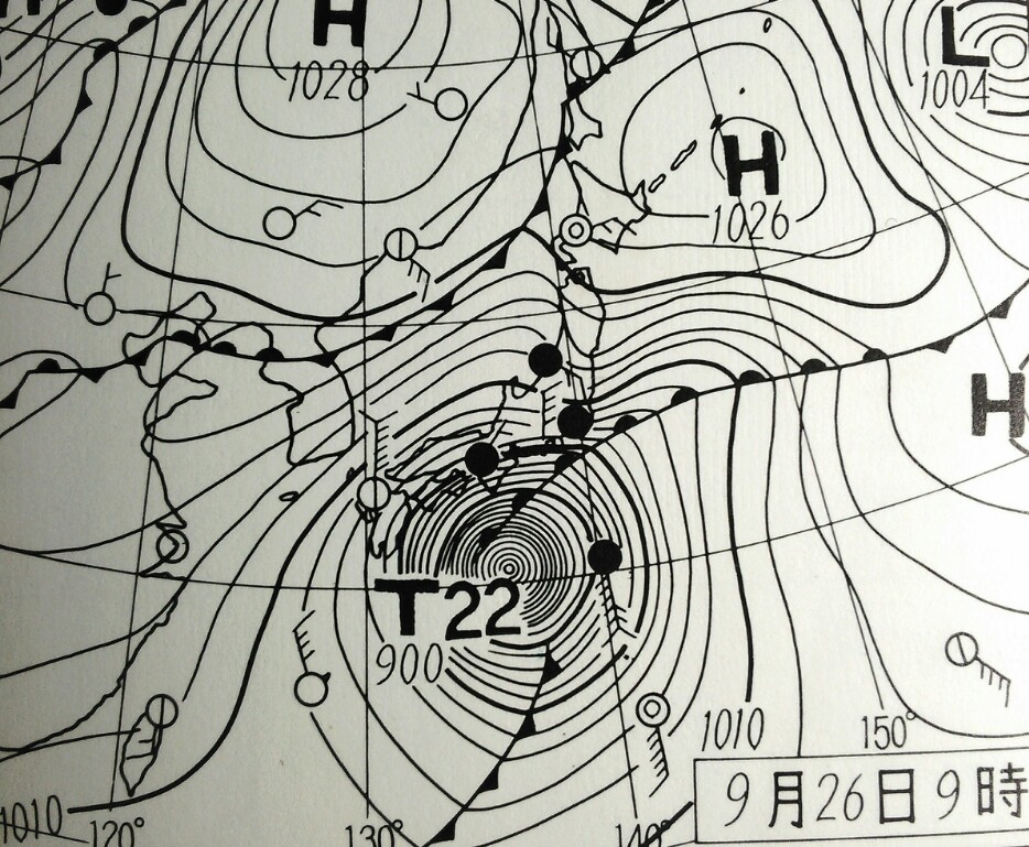 ９００hpa ９３５hpa ちょっと専門的な台風の話 A